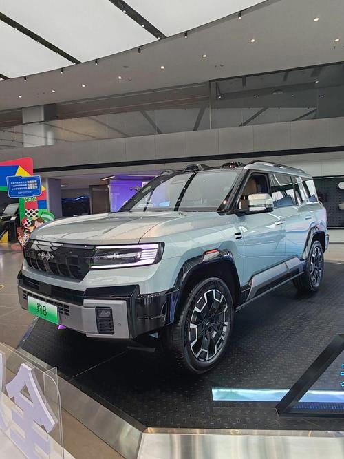 广州荔湾区华汇博企业管理咨询比亚迪方程豹硬派越野的爆款，英菲尼迪35周年与你共成长